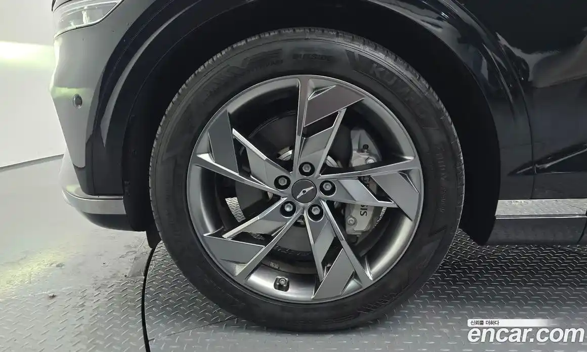 Genesis GV70 2022 0.1 Автомат в Москве № 24853, фото 5