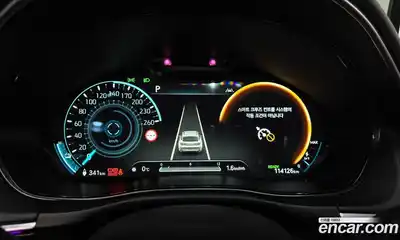 Genesis GV70 2022 0.1 Автомат в Москве № 24853, миниатюра 8