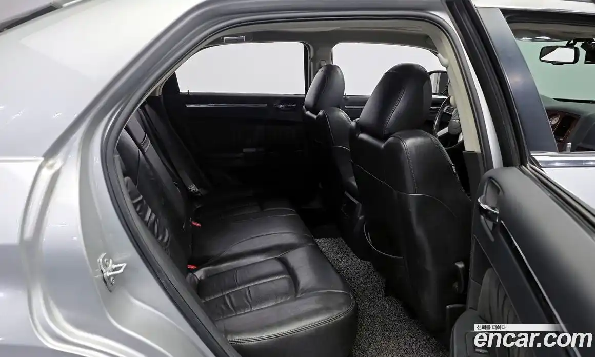 Chrysler 300C 2010 3.5 Автомат в Москве № 248935, фото 12