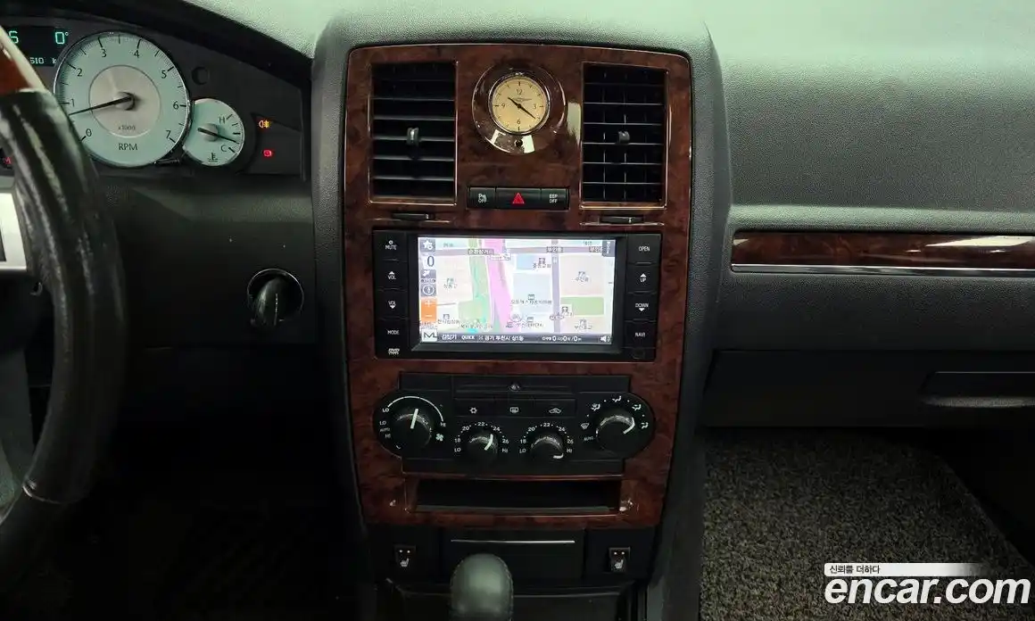 Chrysler 300C 2010 3.5 Автомат в Москве № 248935, фото 15