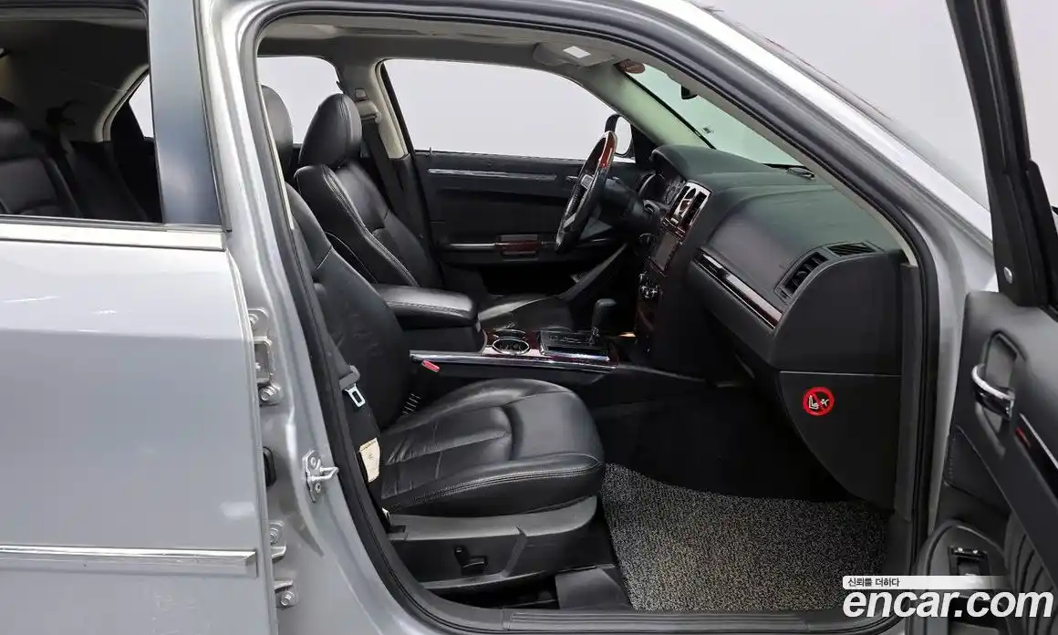 Chrysler 300C 2010 3.5 Автомат в Москве № 248935, фото 10