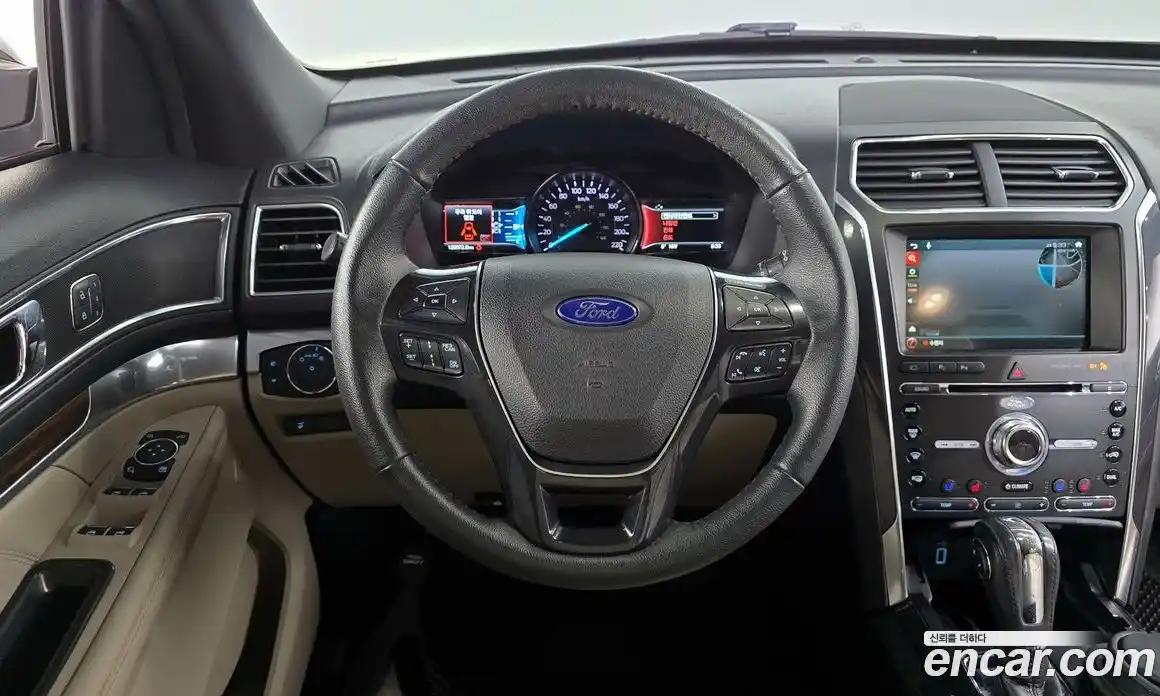 Ford Explorer 2018 2.3 Автомат в Москве № 255651, фото 19