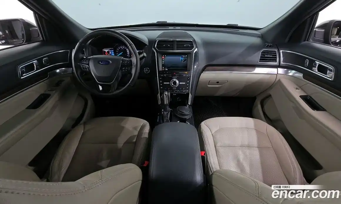 Ford Explorer 2018 2.3 Автомат в Москве № 255651, фото 3