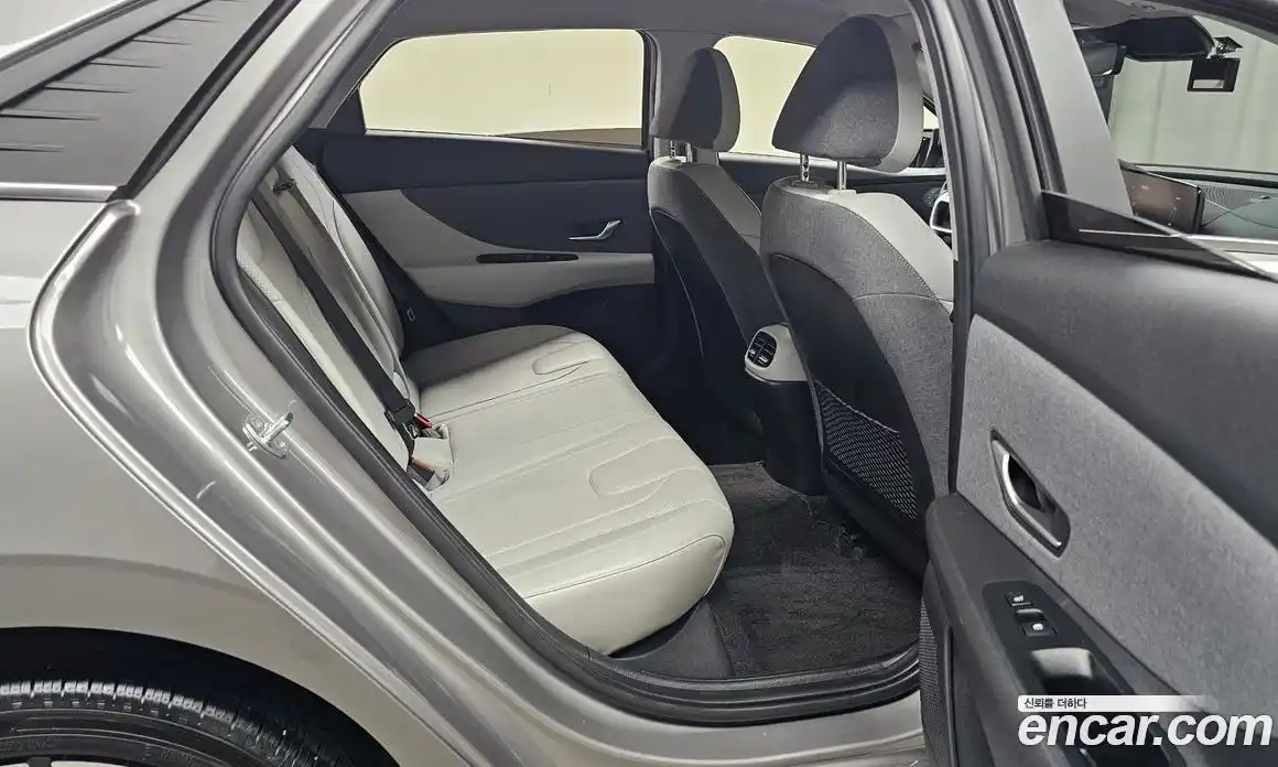 Hyundai Avante 2023 1.6 Автомат в Москве № 267320, фото 12