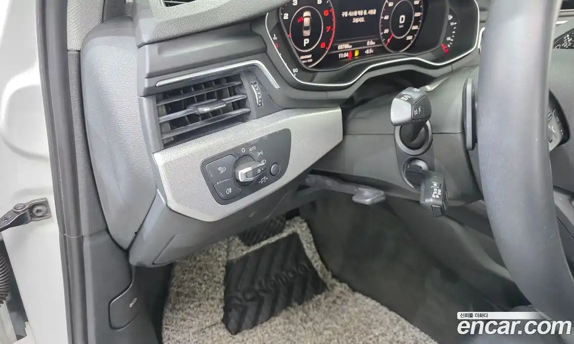 Audi A4 2019 2.0 Автомат в Москве № 267987, фото 7