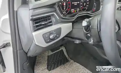 Audi A4 2019 2.0 Автомат в Москве № 267987, миниатюра 7