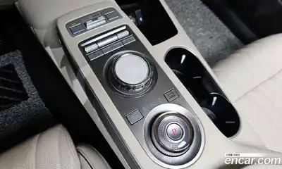 Genesis GV70 2022 2.5 Автомат в Москве № 26896, миниатюра 9
