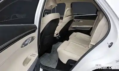 Genesis GV70 2022 2.5 Автомат в Москве № 26896, миниатюра 10