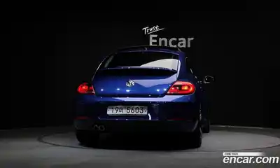 Volkswagen Beatle 2013 2.0 Автомат в Москве № 272633, миниатюра 4