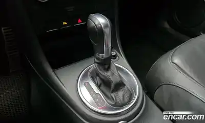 Volkswagen Beatle 2013 2.0 Автомат в Москве № 272633, миниатюра 7