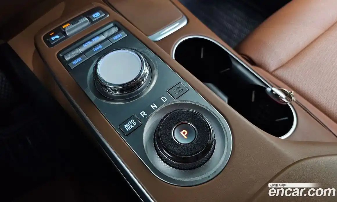 Genesis GV70 2023 2.5 Автомат в Москве № 27271, фото 20