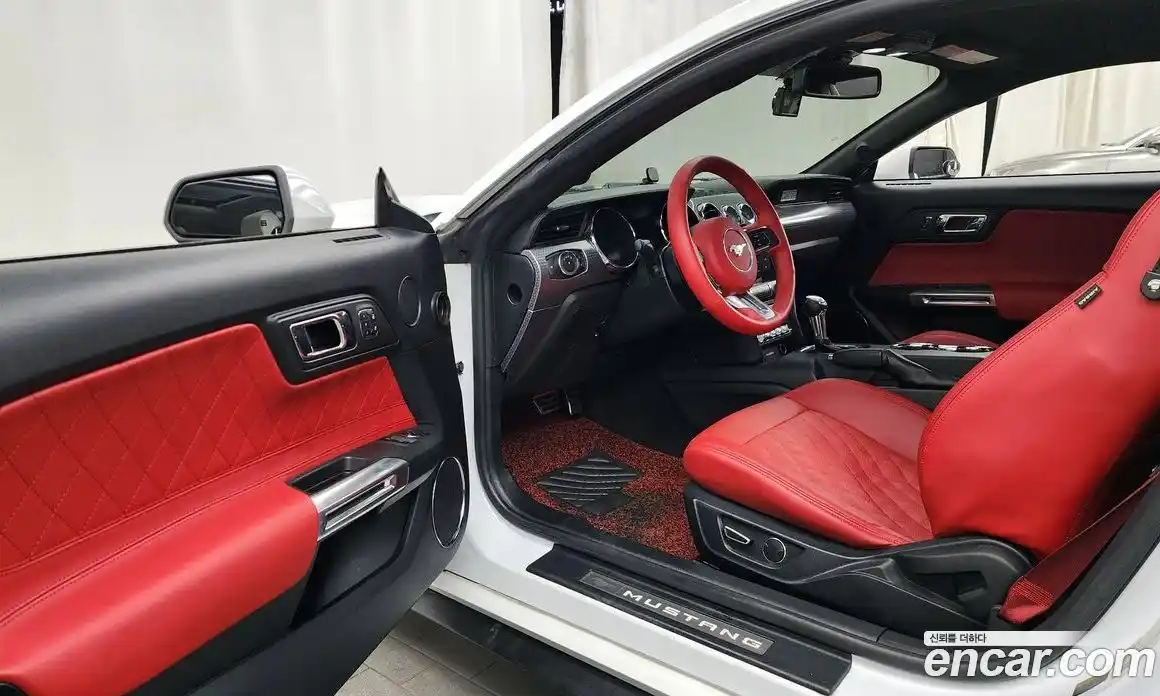 Ford Mustang 2015 2.3 Автомат в Москве № 273024, фото 15