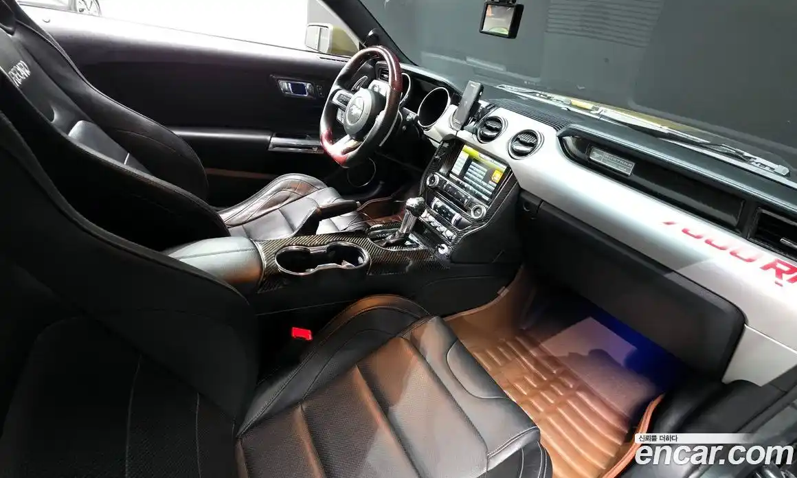 Ford Mustang 2015 5.0 Автомат в Москве № 281125, фото 6