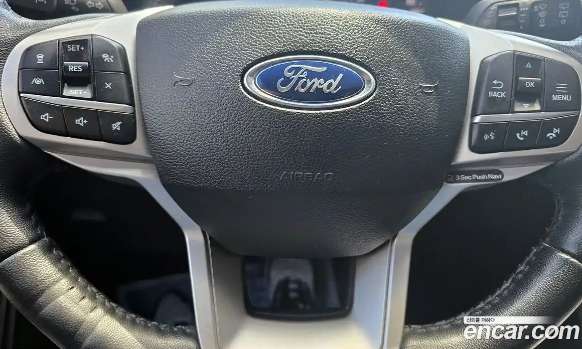 Ford Explorer 2022 2.3 Автомат в Москве № 282150, фото 18