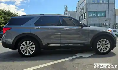 Ford Explorer 2022 2.3 Автомат в Москве № 282150, миниатюра 3