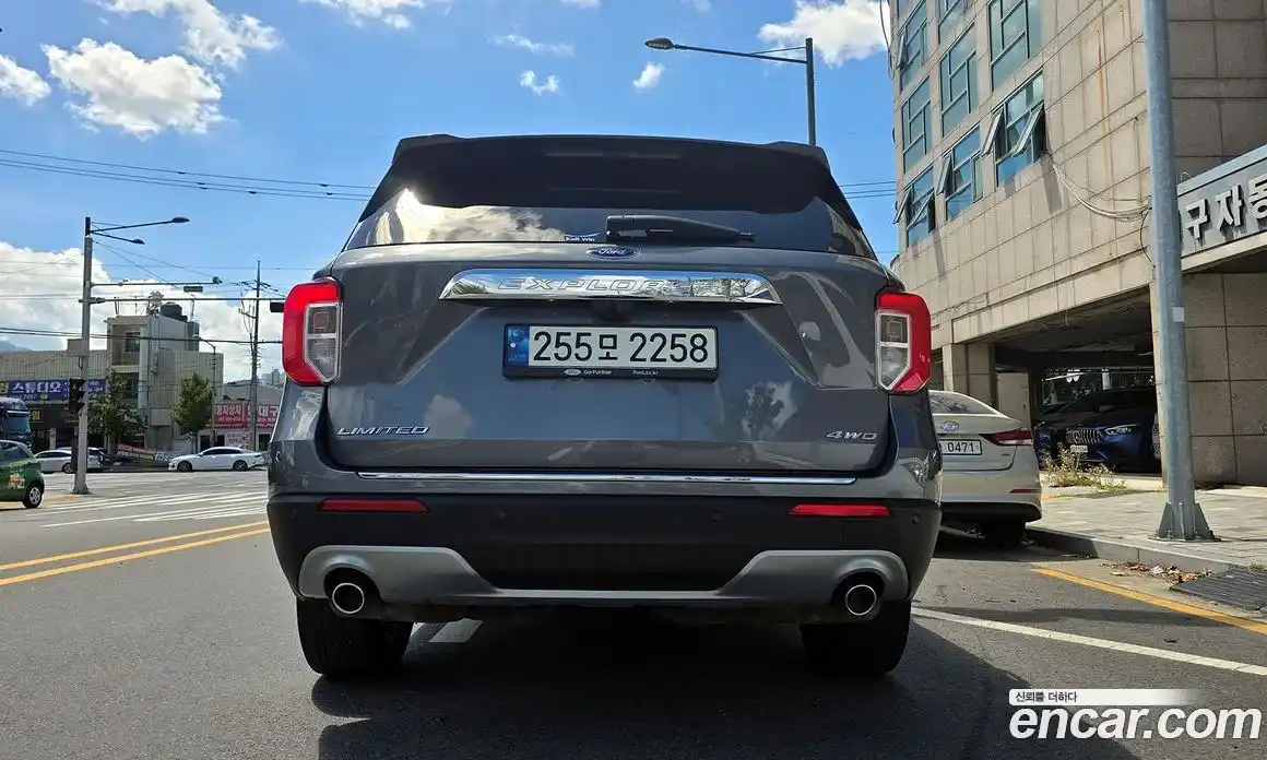 Ford Explorer 2022 2.3 Автомат в Москве № 282150, фото 5