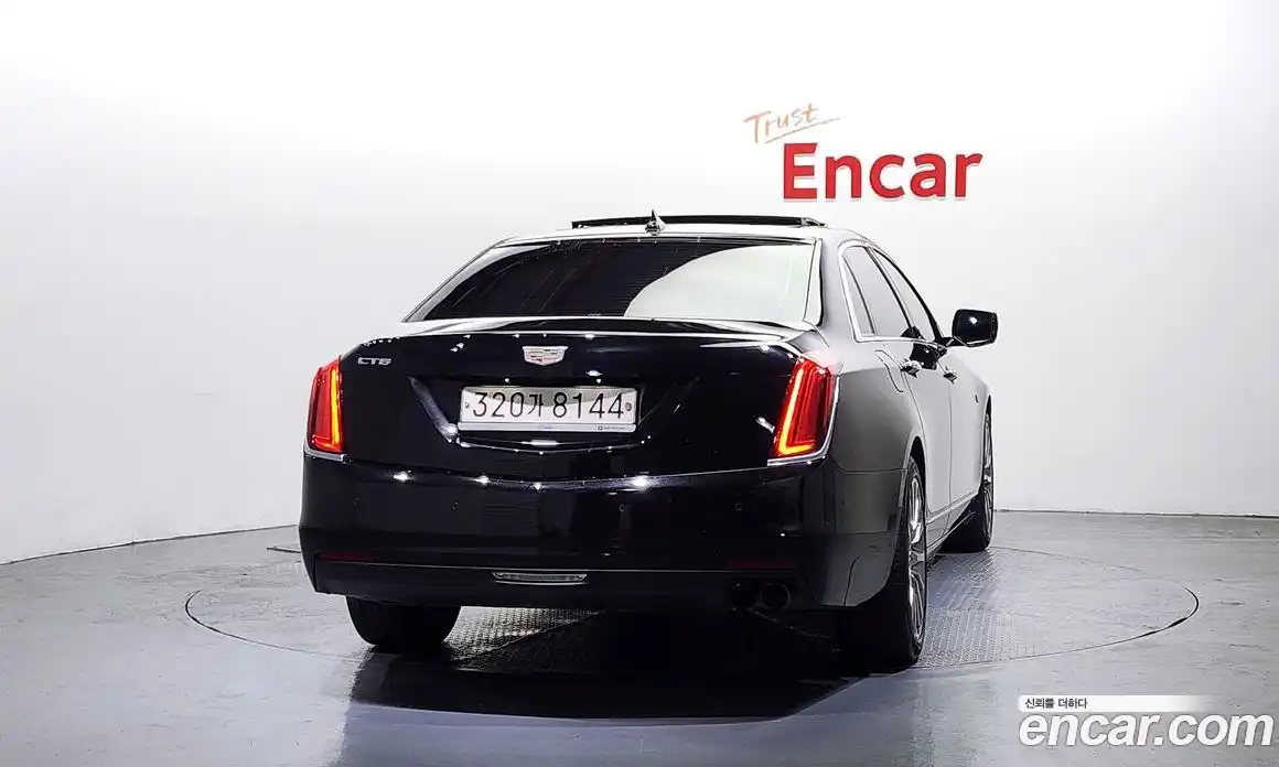 Cadillac CT6 2018 2.0 Автомат в Москве № 285538, фото 11