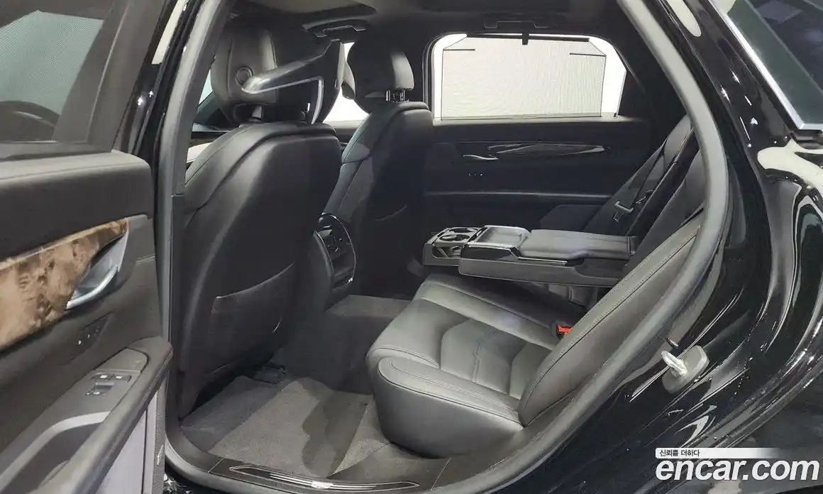 Cadillac CT6 2018 2.0 Автомат в Москве № 285538, фото 20