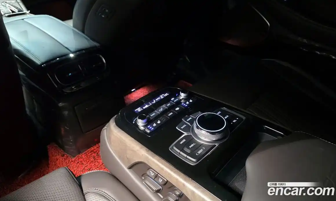 Genesis G90 2019 3.8 Автомат в Москве № 288888, фото 18