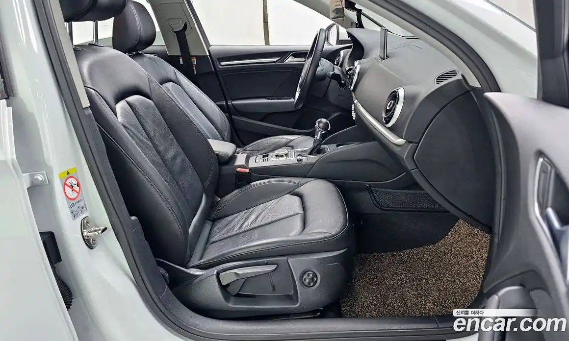 Audi A3 2016 2.0 Автомат в Москве № 293077, фото 8