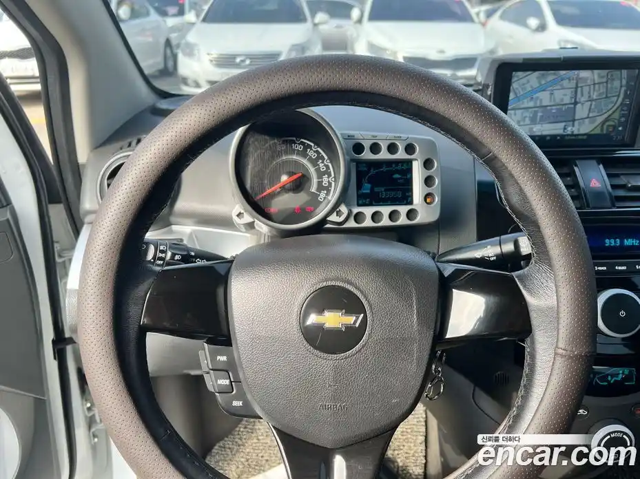 Chevrolet Spark 2012 1.0 Автомат в Москве № 298177, фото 11