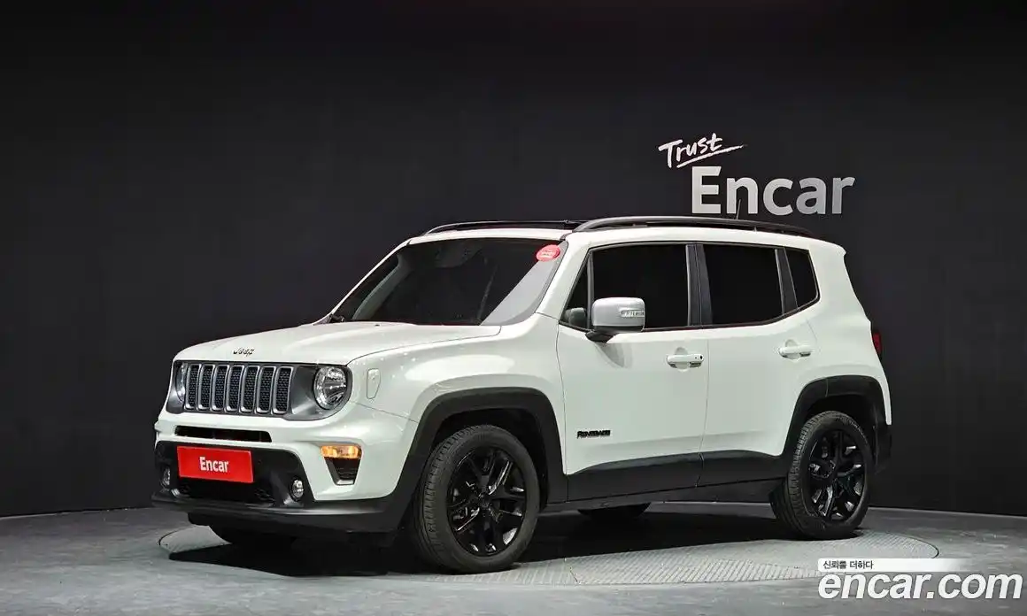 Jeep Renegade 2022 1.3 Автомат в Москве № 302149, фото 5