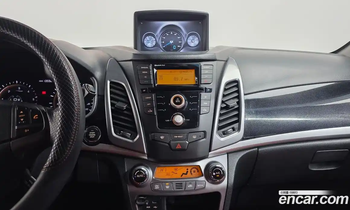 SsangYong Korando 2015 2.0 Автомат в Москве № 310538, фото 14