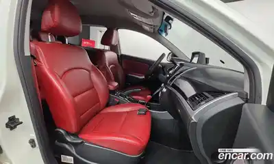 SsangYong Korando 2015 2.0 Автомат в Москве № 310538, миниатюра 2