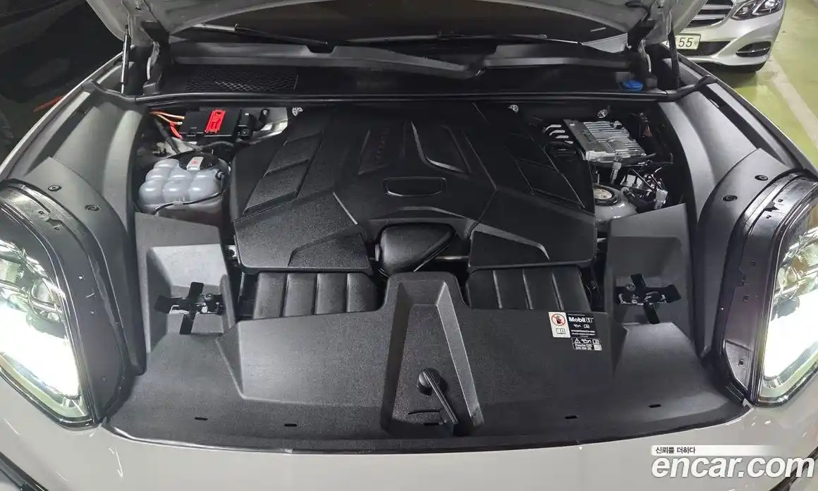 Porsche Cayenne 2025 3.0 Автомат в Москве № 312700, фото 4