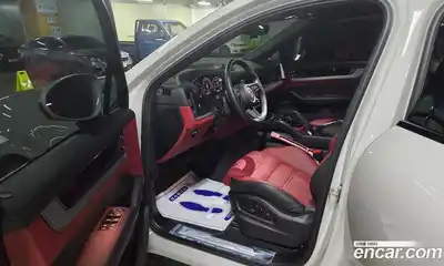 Porsche Cayenne 2025 3.0 Автомат в Москве № 312700, миниатюра 10