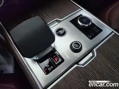 Land Rover Range-Rover 2023 4.4 Автомат в Москве № 315472, миниатюра 8