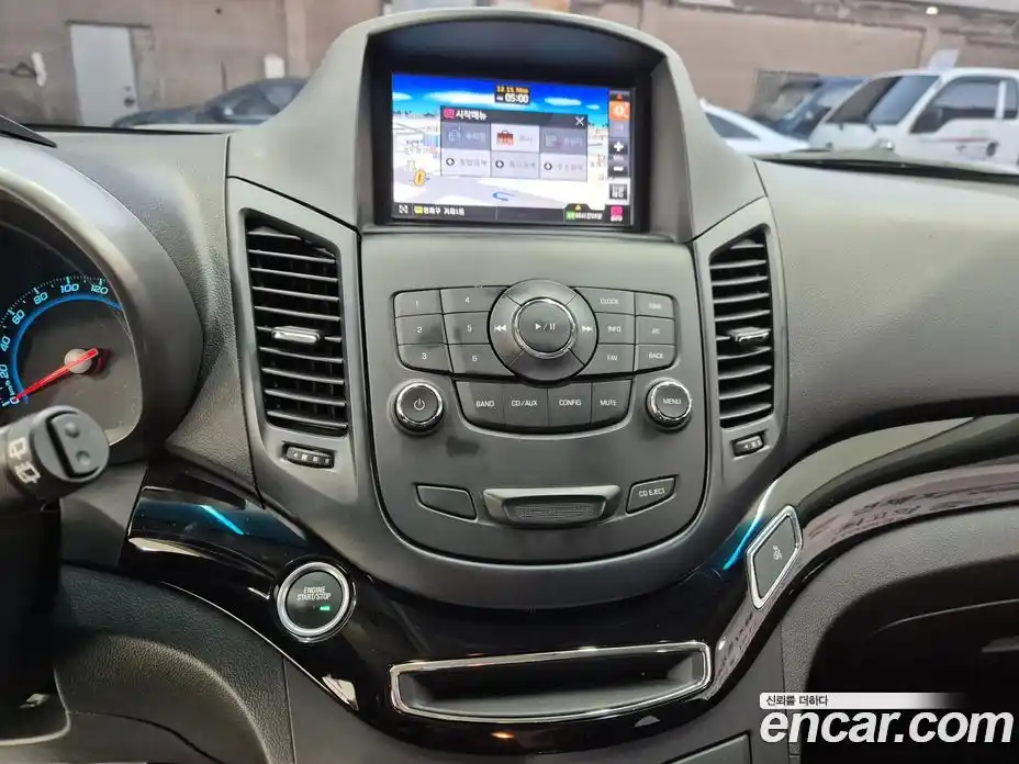 Chevrolet Orlando 2013 2.0 Автомат в Москве № 315554, фото 11