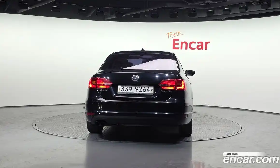 Volkswagen Jetta 2014 2.0 Автомат в Москве № 318042, фото 20