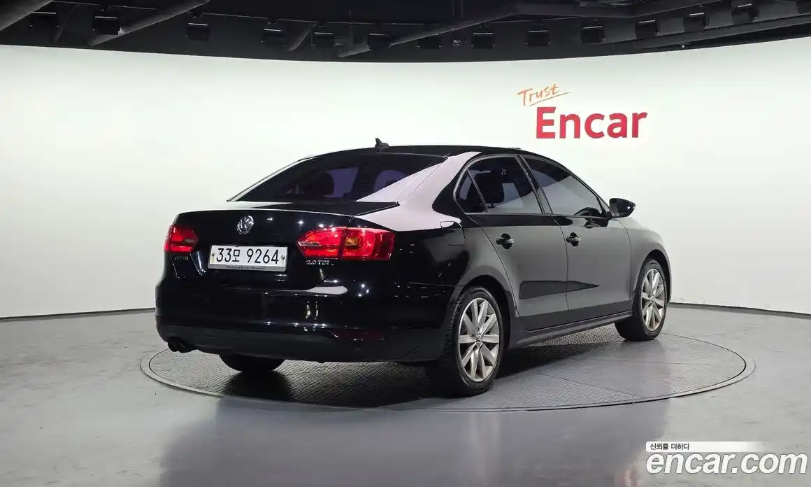 Volkswagen Jetta 2014 2.0 Автомат в Москве № 318042, фото 8