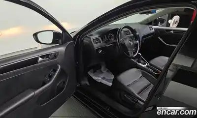 Volkswagen Jetta 2014 2.0 Автомат в Москве № 318042, миниатюра 9