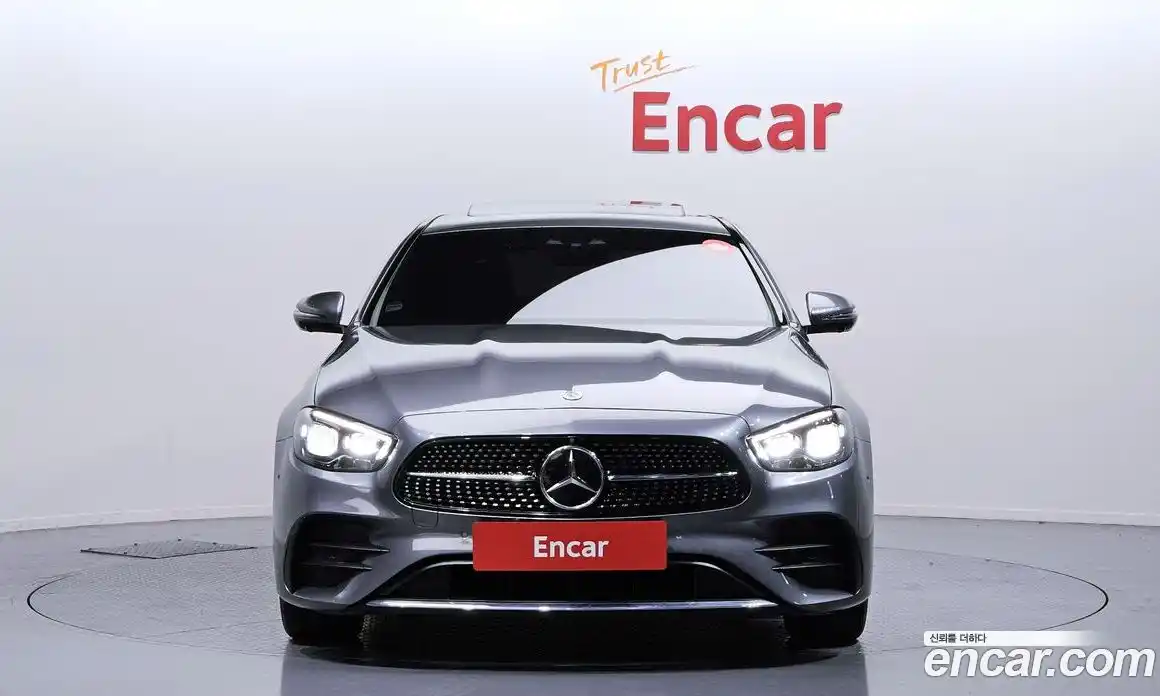 Mercedes-Benz E-Class 2023 2.0 Автомат в Москве № 321828, фото 3