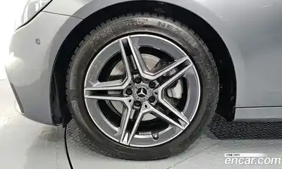 Mercedes-Benz E-Class 2023 2.0 Автомат в Москве № 321828, миниатюра 5