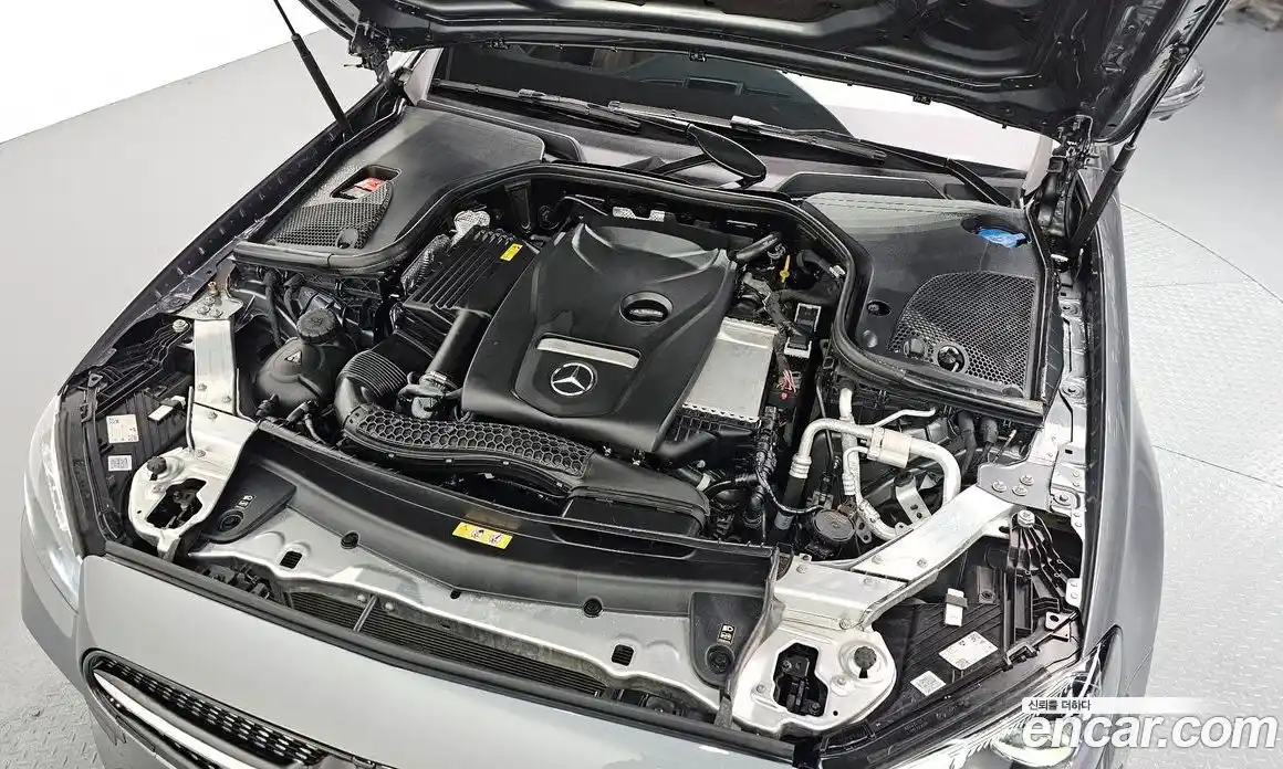 Mercedes-Benz E-Class 2023 2.0 Автомат в Москве № 321828, фото 6