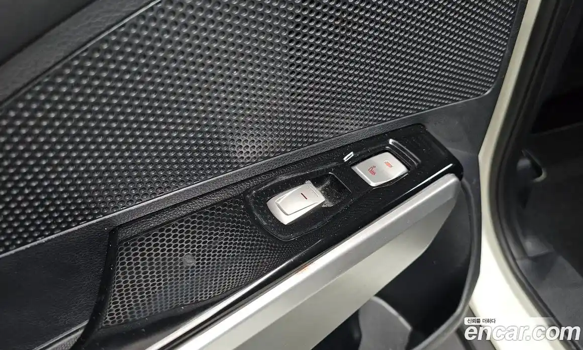 SsangYong TIBOLI 2015 1.6 Автомат в Москве № 33082, фото 11