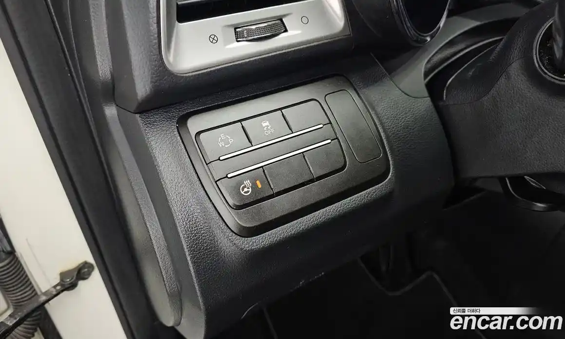 SsangYong TIBOLI 2015 1.6 Автомат в Москве № 33082, фото 5