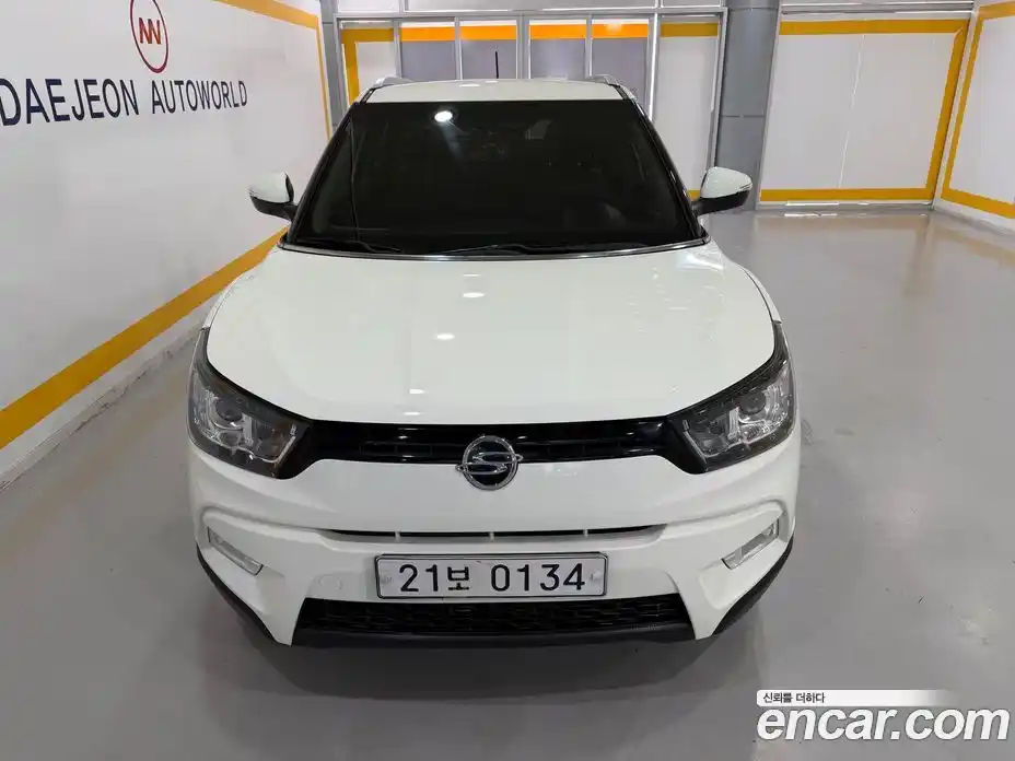 SsangYong TIBOLI 2016 1.6 Автомат в Москве № 33515, фото 1