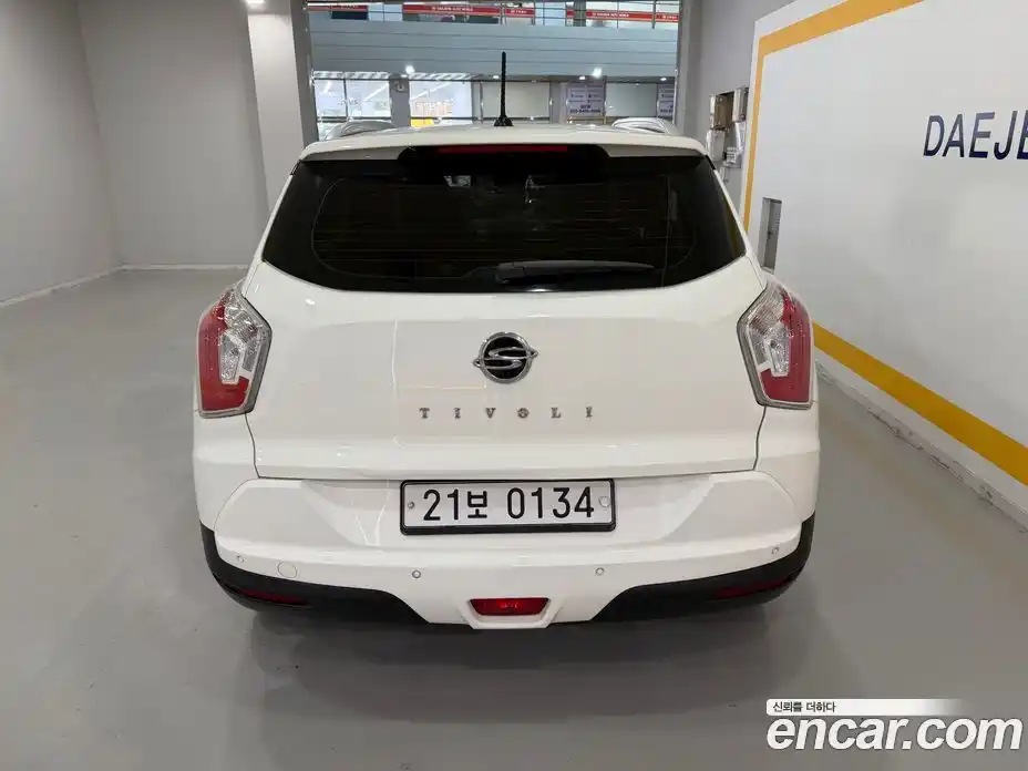 SsangYong TIBOLI 2016 1.6 Автомат в Москве № 33515, фото 8