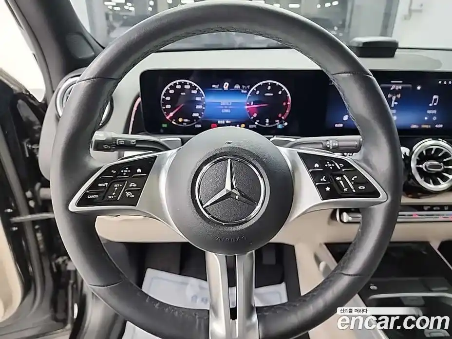 Mercedes-Benz GLB-Class 2024 1.9 Автомат в Москве № 337995, фото 9