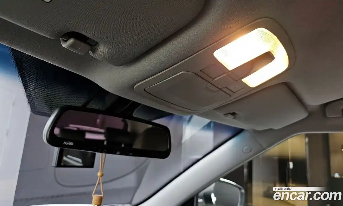 SsangYong TIBOLI 2015 1.6 Автомат в Москве № 33864, фото 12