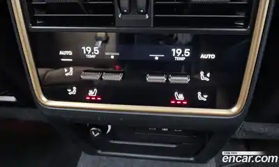 Porsche Cayenne 2024 3.0 Автомат в Москве № 344536, миниатюра 2