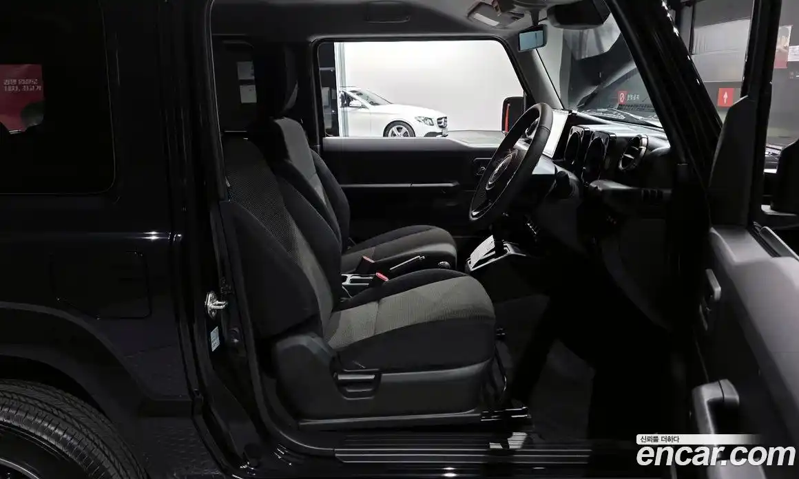 Suzuki Jimny 2025 0.7 Автомат в Москве № 353969, фото 11