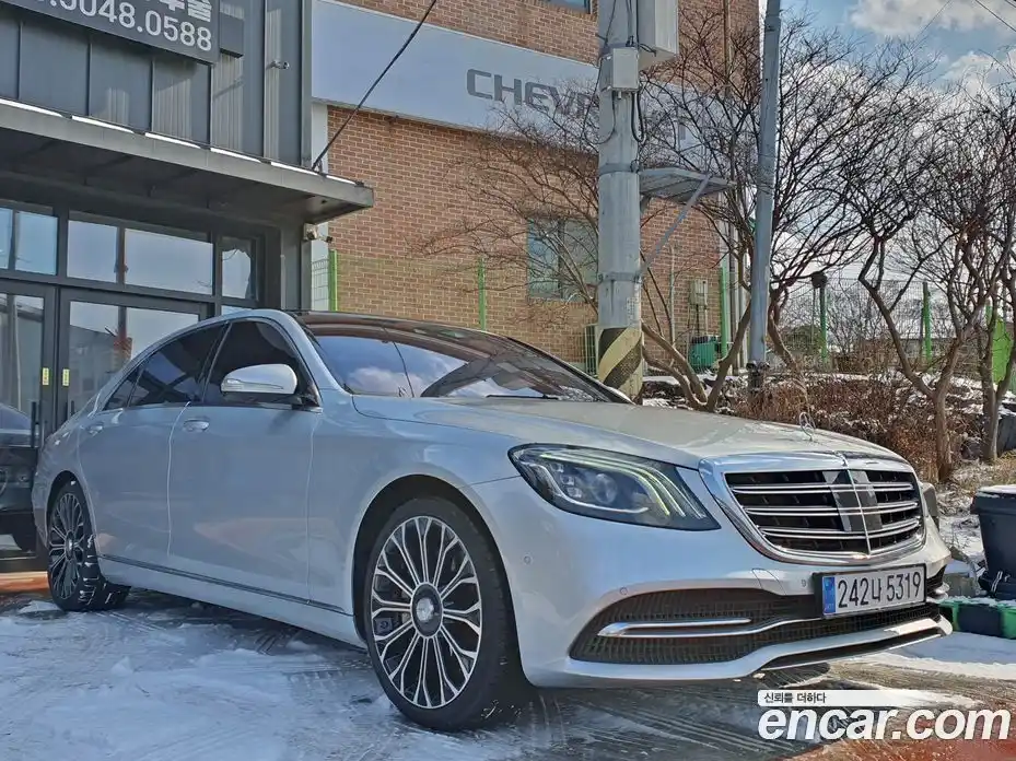 Mercedes-Benz S-Class 2020 4.0 Автомат в Москве № 372323, фото 4