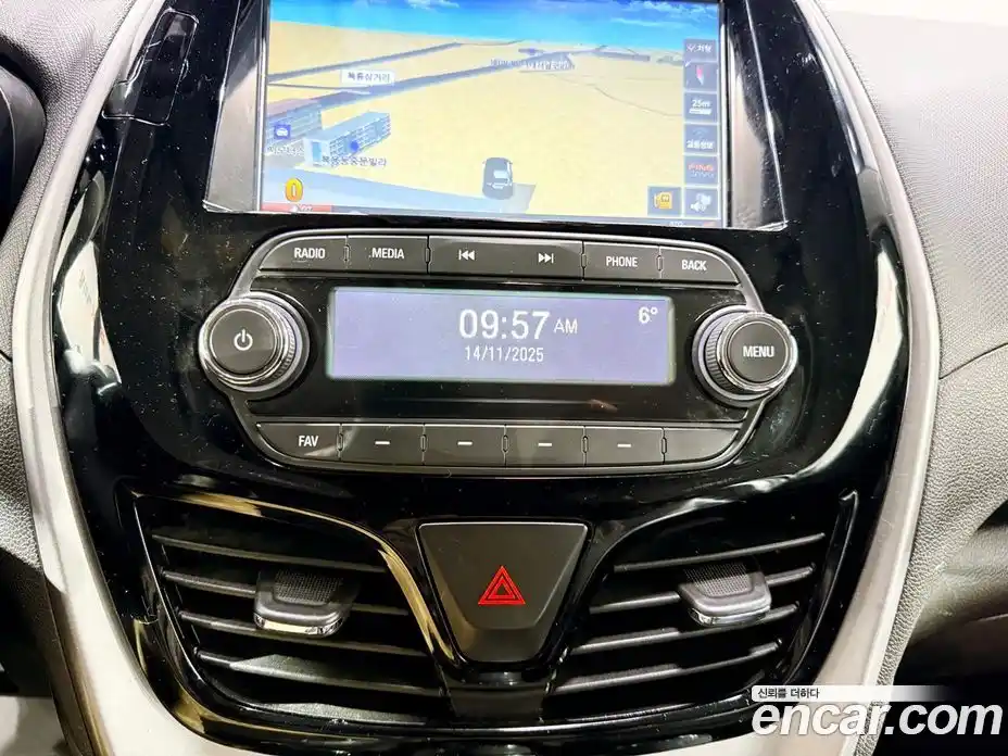 Chevrolet Spark 2016 1.0 Автомат в Москве № 37384, фото 13