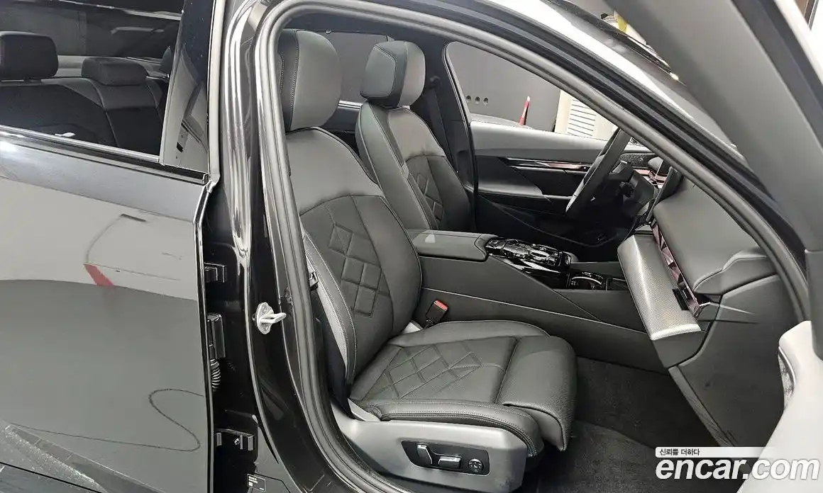 BMW i5 2026 0.2 Автомат в Москве № 384009, фото 12