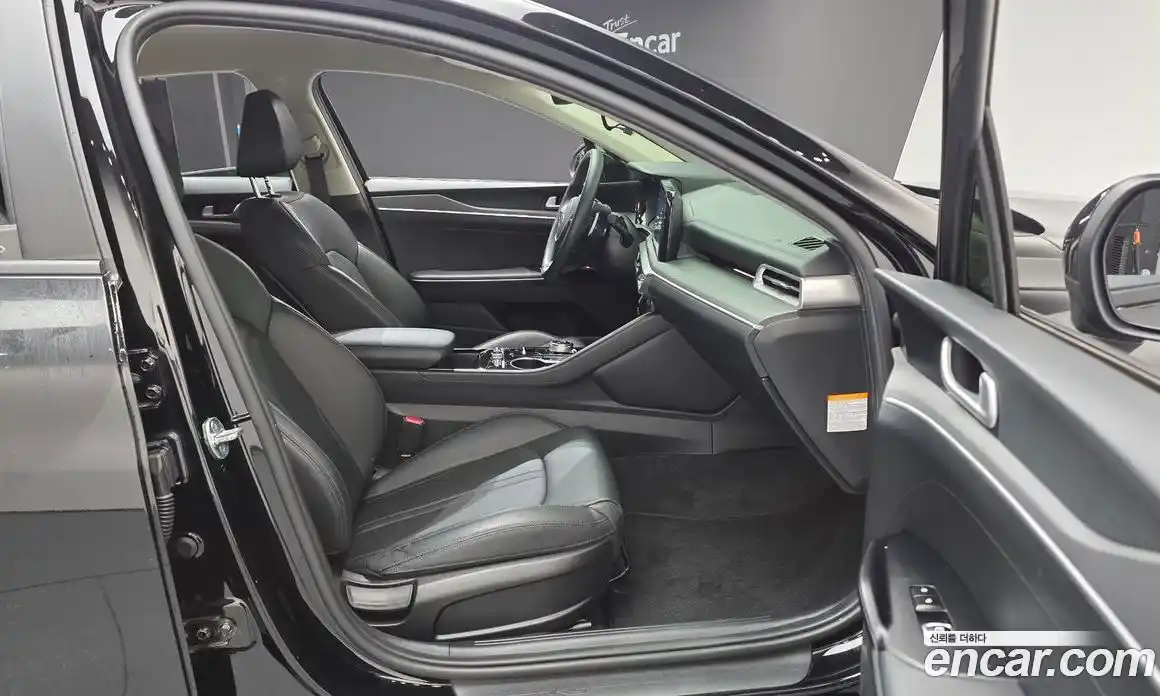 Kia K5 2021 2.0 Автомат в Москве № 385013, фото 10